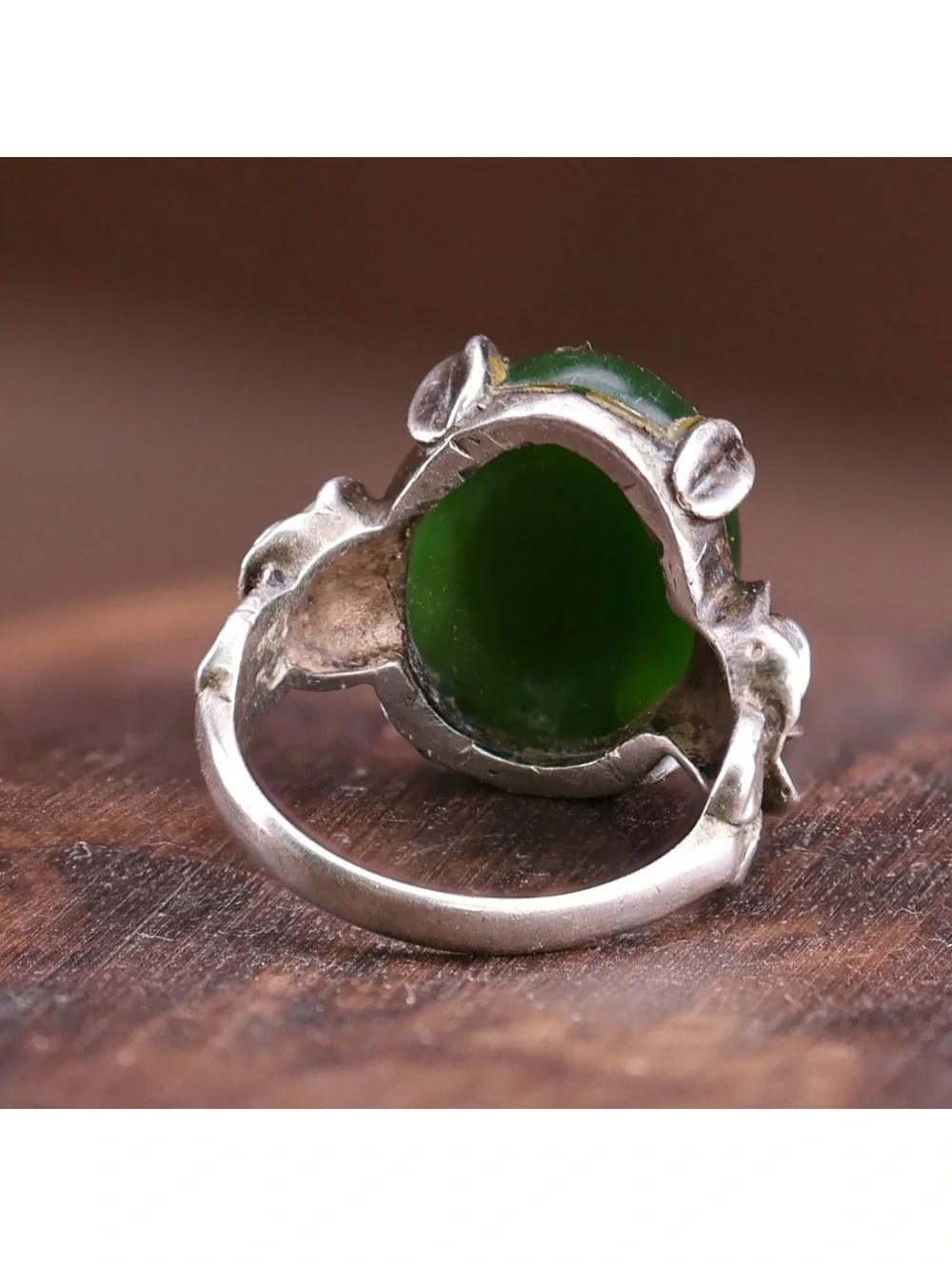 Vintage Artisan Studio Sterling Sculpted Roses Green Nephrite Cabochon Ring